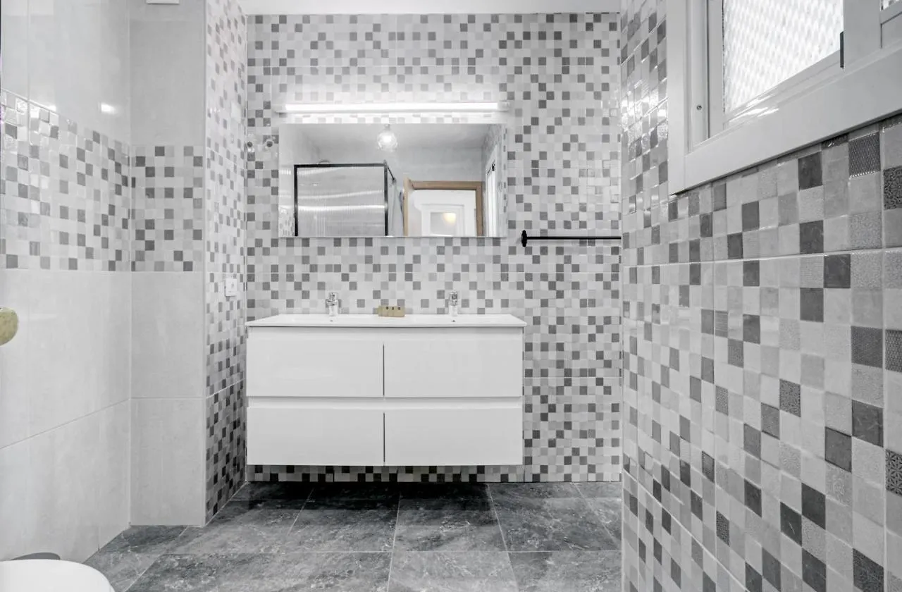 플라야 데 산 후안 Casa Luisiana II 아파트